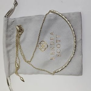 Kendra Scott necklace